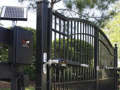 Driveway gate with an automatic opener and access control